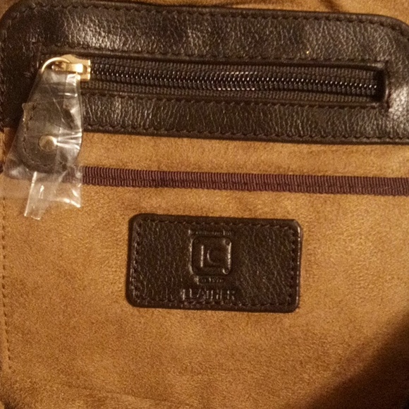 NWT $189💞 LIZ CLAIBORNE LEATHER Patchwork Striped Bag! - Picture 8 of 11